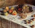 Naturaleza muertaManzanas y uvas Claude Monet